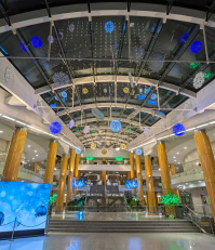 Снежинки из пенопласта